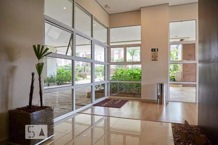 Apartamento para alugar com 168m², 4 quartos e 2 vagas Apartamento para alugar com 168m², 4 quartos e 2 vagasHall de Entrada