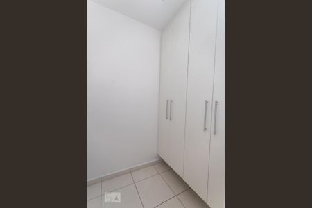 Apartamento para alugar com 168m², 4 quartos e 2 vagas Apartamento para alugar com 168m², 4 quartos e 2 vagasQuarto de Serviço