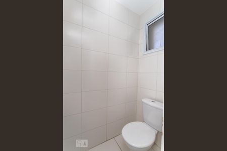 Apartamento para alugar com 168m², 4 quartos e 2 vagas Apartamento para alugar com 168m², 4 quartos e 2 vagasBanheiro de Serviço