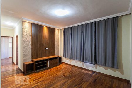 Sala de apartamento para alugar com 3 quartos, 70m² em Santa Cruz, Belo Horizonte