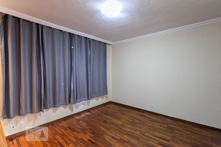 Sala de apartamento para alugar com 3 quartos, 70m² em Santa Cruz, Belo Horizonte