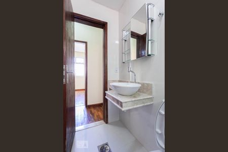 Apartamento para alugar com 70m², 3 quartos e 2 vagasBanheiro social