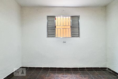 Casa à venda com 30m², 1 quarto e sem vaga Casa à venda com 30m², 1 quarto e sem vagaSala/Quarto