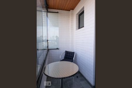 Apartamento à venda com 100m², 3 quartos e 3 vagasVaranda da suíte