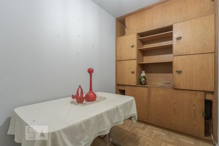 Apartamento à venda com 115m², 3 quartos e sem vagaQuarto de Serviço