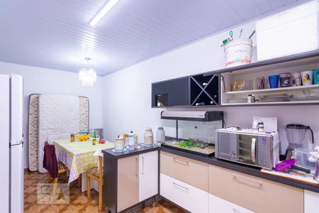 Casa para alugar com 380m², 2 quartos e 2 vagasEdícula Cozinha