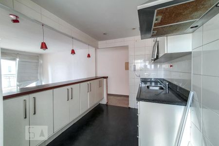 Apartamento à venda com 98m², 2 quartos e 2 vagas Apartamento à venda com 98m², 2 quartos e 2 vagasCozinha