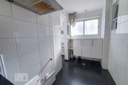 Apartamento à venda com 98m², 2 quartos e 2 vagas Apartamento à venda com 98m², 2 quartos e 2 vagasCozinha