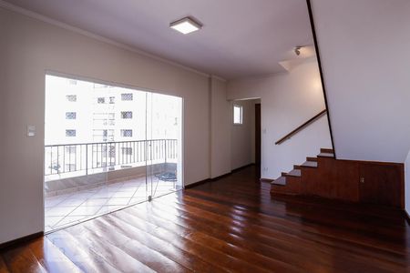 Apartamento para alugar com 348m², 3 quartos e 5 vagasSala