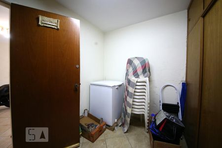 Casa à venda com 350m², 3 quartos e 4 vagasDepósito