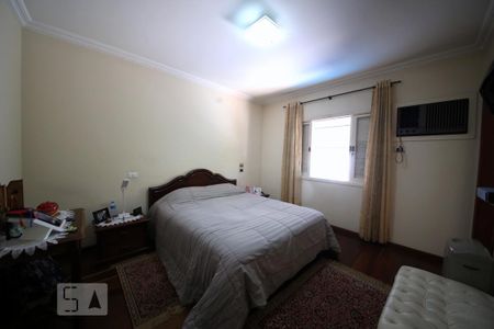 Casa à venda com 350m², 3 quartos e 4 vagasSuíte 3