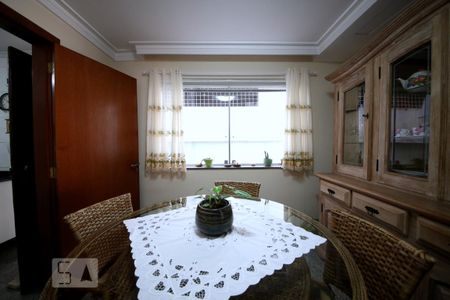 Casa à venda com 350m², 3 quartos e 4 vagasSala de Jantar