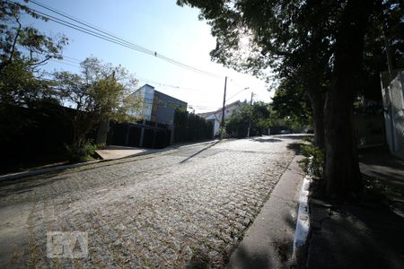 Casa à venda com 350m², 3 quartos e 4 vagasFachada