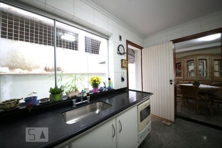 Casa à venda com 350m², 3 quartos e 4 vagasCozinha