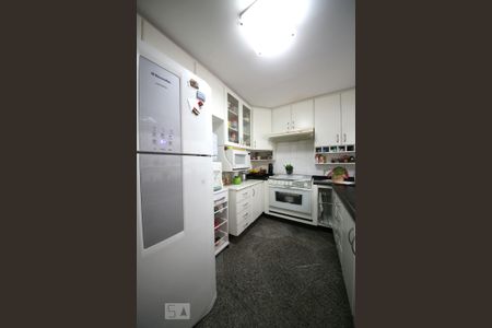 Casa à venda com 350m², 3 quartos e 4 vagasCozinha