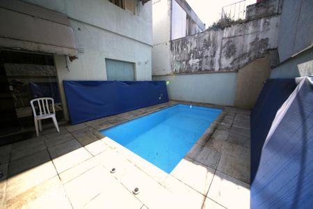 Casa à venda com 350m², 3 quartos e 4 vagasPiscina