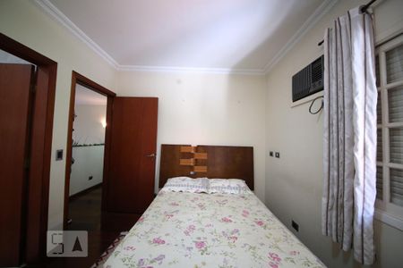 Casa à venda com 350m², 3 quartos e 4 vagasSuíte 2