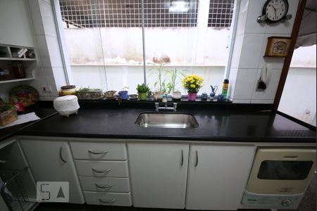 Casa à venda com 350m², 3 quartos e 4 vagasCozinha
