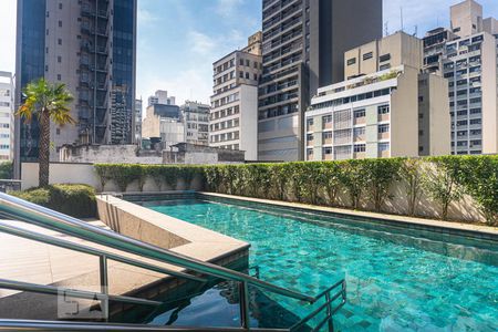 Studio à venda com 35m², 1 quarto e sem vagaPiscina