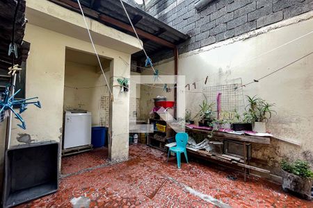 Casa à venda com 124m², 4 quartos e 2 vagasQuintal