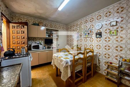 Casa à venda com 124m², 4 quartos e 2 vagasCozinha