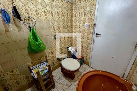 Casa à venda com 124m², 4 quartos e 2 vagasBanheiro 1