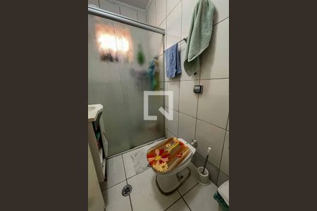 Casa à venda com 124m², 4 quartos e 2 vagasBanheiro 2