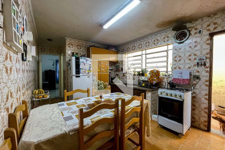 Casa à venda com 124m², 4 quartos e 2 vagasCozinha