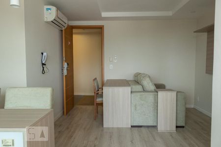 Sala de apartamento para alugar com 1 quarto, 35m² em Campo Grande, Rio de Janeiro