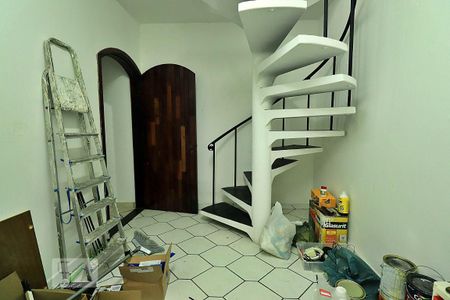 Casa à venda com 300m², 4 quartos e 4 vagasQuarto de Serviço