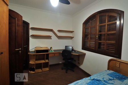 Casa à venda com 300m², 4 quartos e 4 vagasSuíte 3
