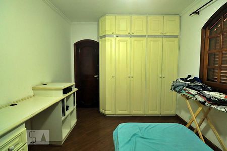 Casa à venda com 300m², 4 quartos e 4 vagasQuarto 2