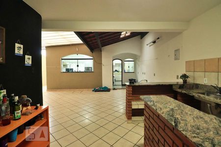Casa à venda com 300m², 4 quartos e 4 vagasQuintal