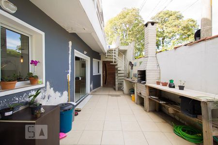 Casa à venda com 250m², 5 quartos e 8 vagasChurrasqueira