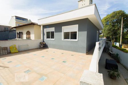 Casa à venda com 250m², 5 quartos e 8 vagasVaranda 