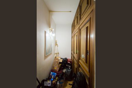 Casa à venda com 250m², 5 quartos e 8 vagasQuarto 2