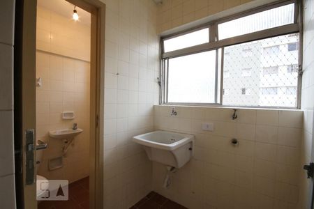 Apartamento à venda com 65m², 2 quartos e 1 vagaÁrea de Serviço