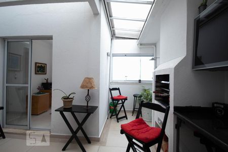 Apartamento à venda com 106m², 3 quartos e 2 vagas Apartamento à venda com 106m², 3 quartos e 2 vagasVaranda gourmet