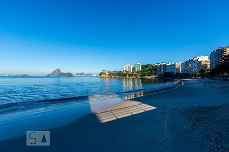 Apartamento à venda com 140m², 4 quartos e sem vagaVista 