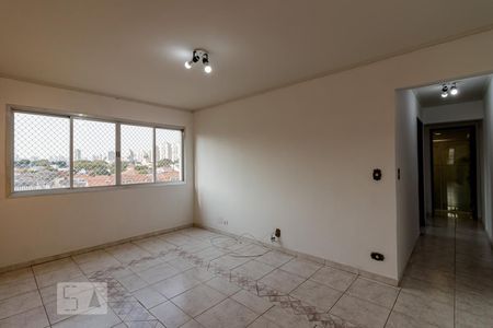 Apartamento para alugar com 70m², 2 quartos e 1 vagaSala 