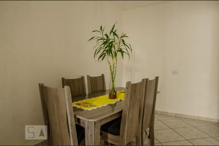Casa à venda com 375m², 11 quartos e 5 vagas Casa à venda com 375m², 11 quartos e 5 vagasSala - Casa 2