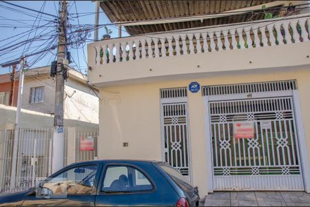 Casa à venda com 375m², 11 quartos e 5 vagas Casa à venda com 375m², 11 quartos e 5 vagasFachada