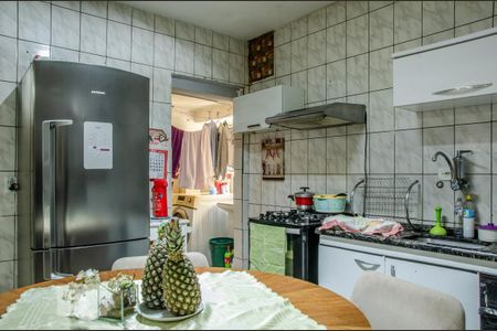 Casa à venda com 375m², 11 quartos e 5 vagas Casa à venda com 375m², 11 quartos e 5 vagasCozinha - Casa 4