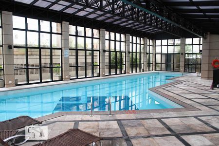 Apartamento para alugar com 35m², 1 quarto e 1 vaga Apartamento para alugar com 35m², 1 quarto e 1 vagaPiscina