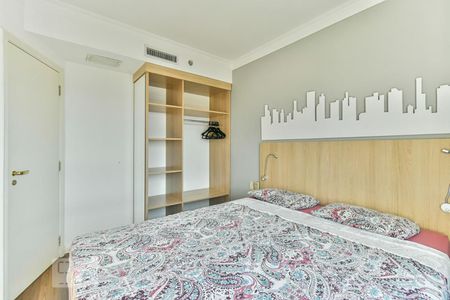 Quarto de apartamento para alugar com 1 quarto, 35m² em Pinheiros, São Paulo