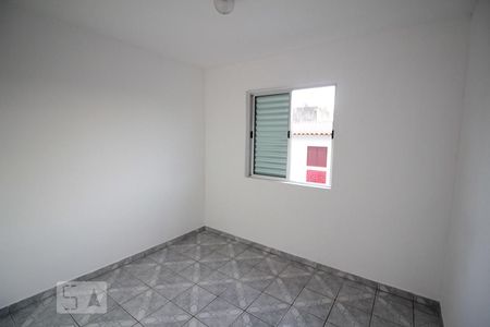 Closet do quarto 2 de apartamento para alugar com 2 quartos, 57m² em Morada das Vinhas, Jundiaí