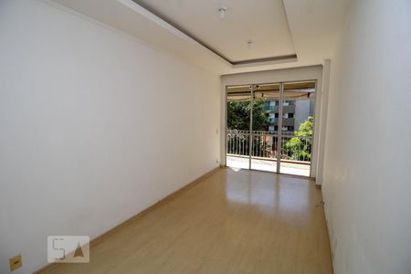 Sala de apartamento para alugar com 2 quartos, 75m² em Botafogo, Rio de Janeiro