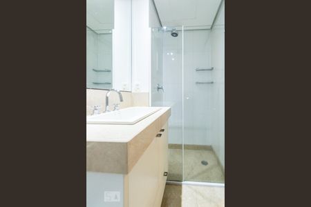 Apartamento para alugar com 75m², 2 quartos e 2 vagas Apartamento para alugar com 75m², 2 quartos e 2 vagasBanheiro