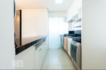Apartamento para alugar com 75m², 2 quartos e 2 vagas Apartamento para alugar com 75m², 2 quartos e 2 vagasCozinha