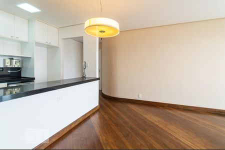 Sala de apartamento para alugar com 2 quartos, 75m² em Bela Vista, São Paulo
